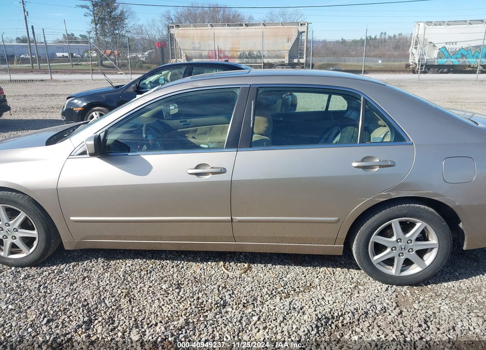 2003 HONDA ACCORD 3.0 EX VIN: 1HGCM66583A067064