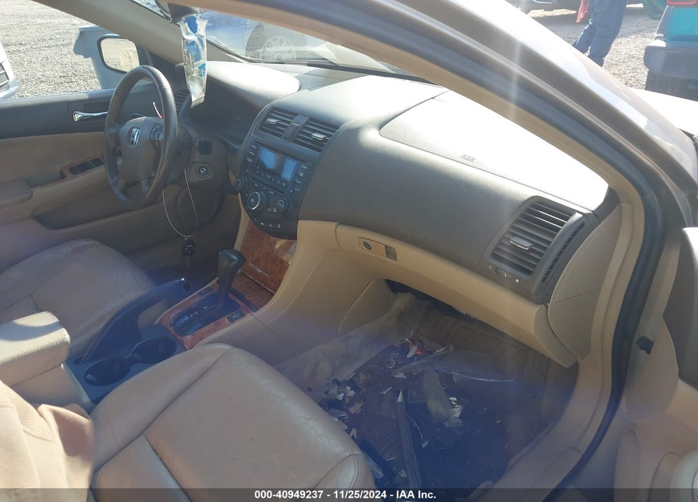 2003 HONDA ACCORD 3.0 EX VIN: 1HGCM66583A067064