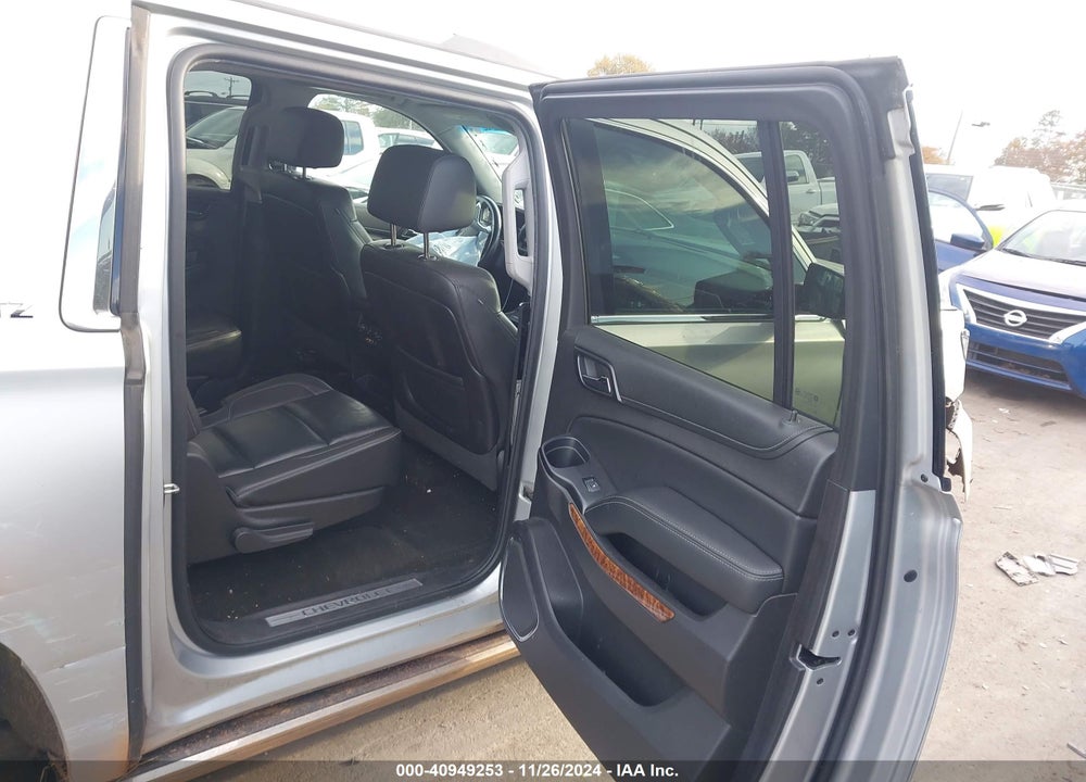 2016 CHEVROLET SUBURBAN VIN: 1GNSCJKC3GR178687