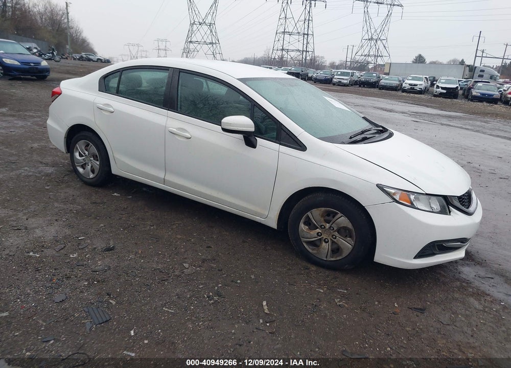 2014 HONDA CIVIC LX VIN: 19XFB2F57EE071343