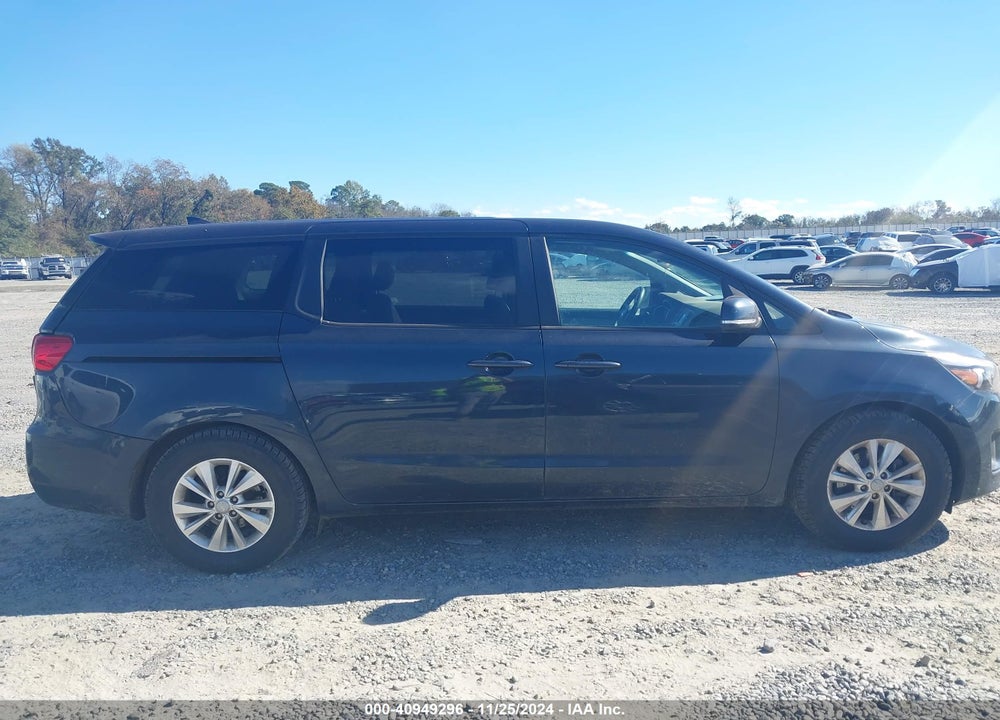 2017 KIA SEDONA LX VIN: KNDMB5C13H6306924