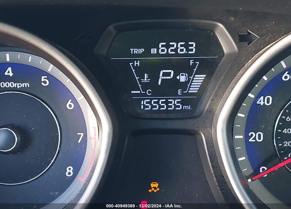 2015 HYUNDAI ELANTRA LIMITED VIN: KMHDH4AE0FU323280
