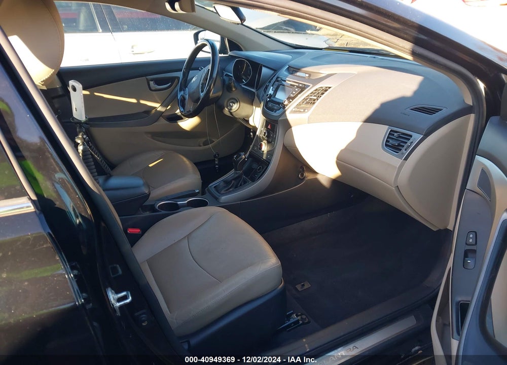 2015 HYUNDAI ELANTRA LIMITED VIN: KMHDH4AE0FU323280