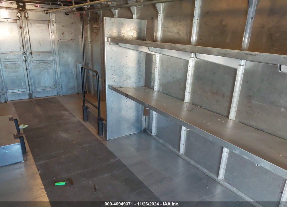 2009 FREIGHTLINER CHASSIS M LINE WALK-IN VAN VIN: 4UZAAPDU79CAC9489