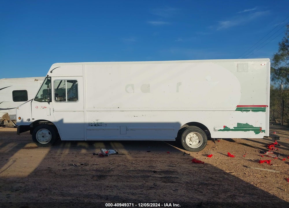 2009 FREIGHTLINER CHASSIS M LINE WALK-IN VAN VIN: 4UZAAPDU79CAC9489