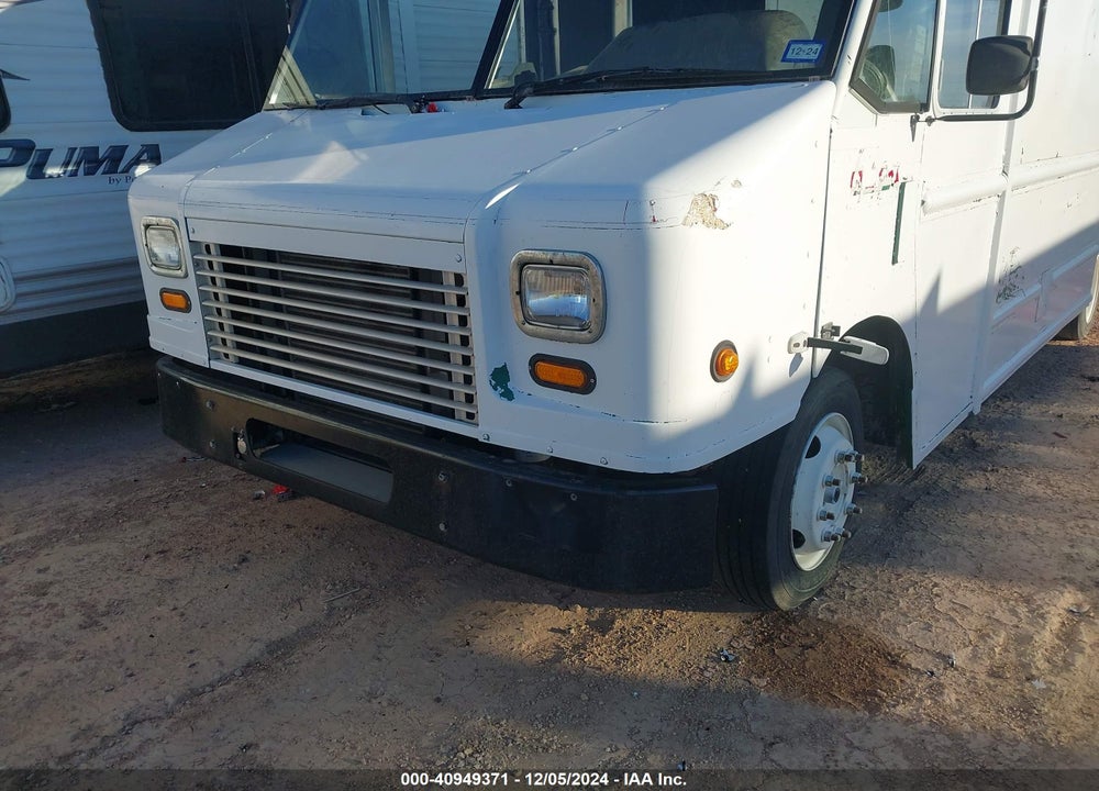 2009 FREIGHTLINER CHASSIS M LINE WALK-IN VAN VIN: 4UZAAPDU79CAC9489