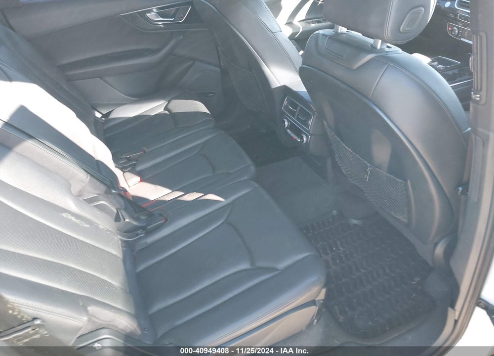 2017 AUDI Q7 3.0T PREMIUM VIN: WA1LAAF70HD048472