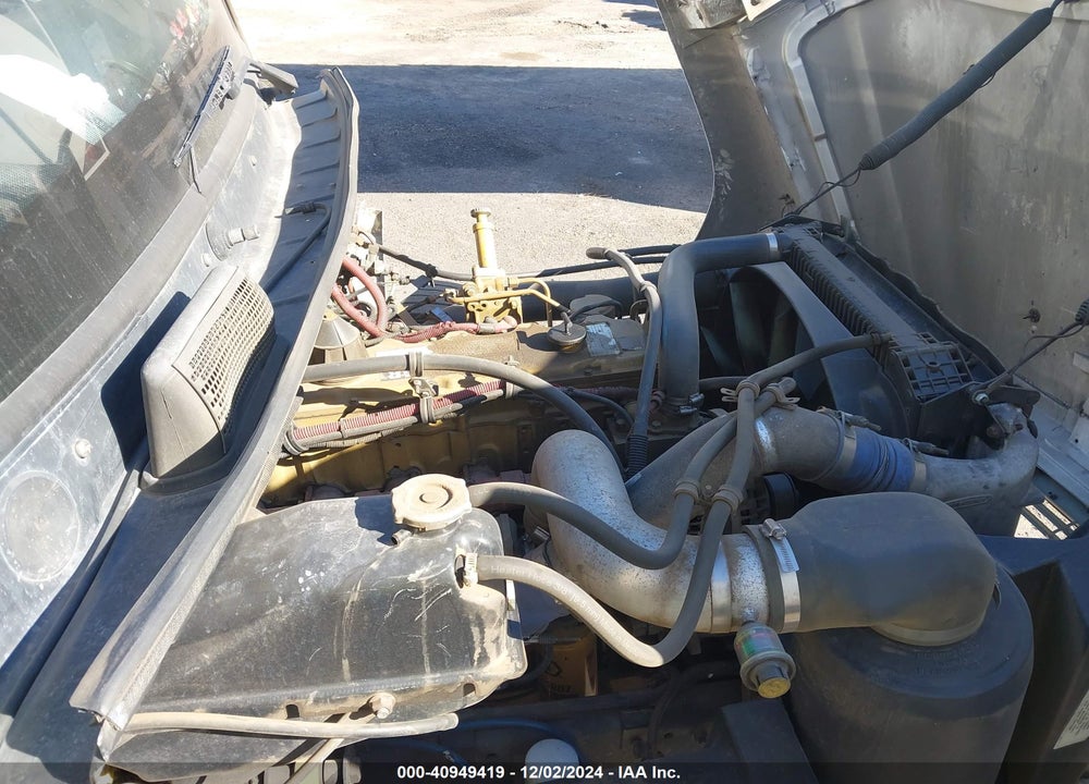 2002 FREIGHTLINER FL70 FL70 VIN: 1FVABSAK42HK06733
