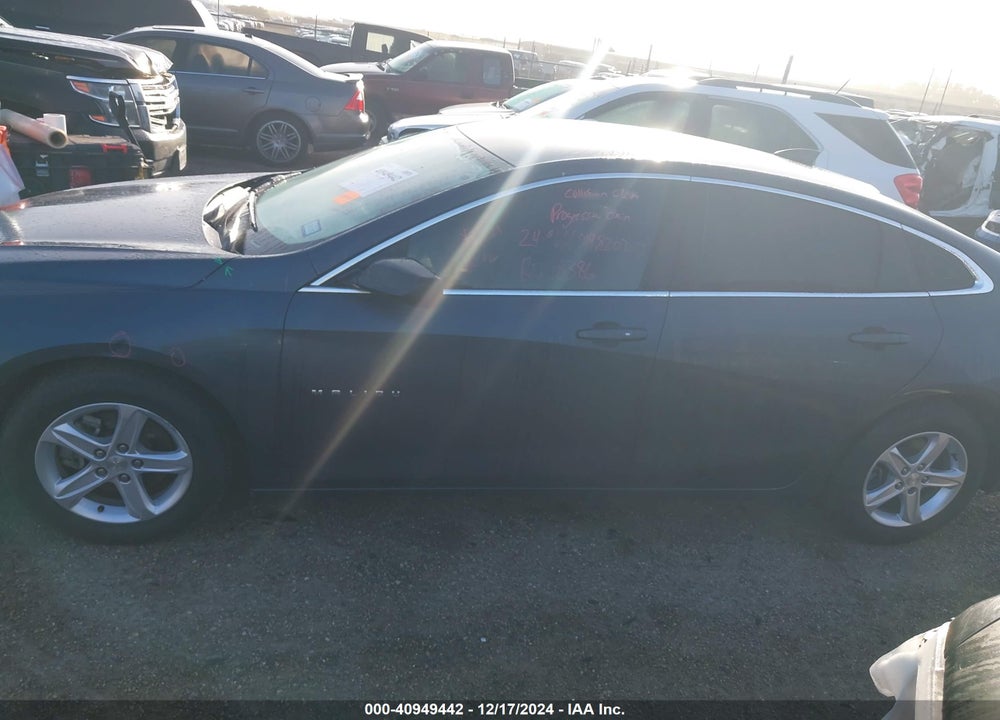 2019 CHEVROLET MALIBU VIN: 1G1ZB5ST2KF190740