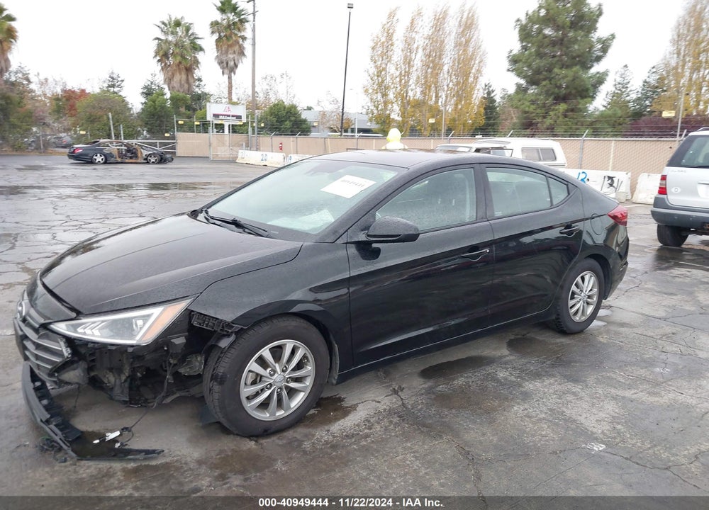 2020 HYUNDAI ELANTRA VIN: 5NPD94LA1LH584905