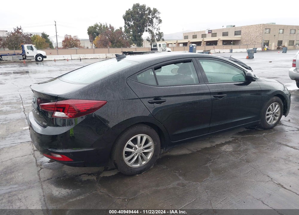 2020 HYUNDAI ELANTRA VIN: 5NPD94LA1LH584905