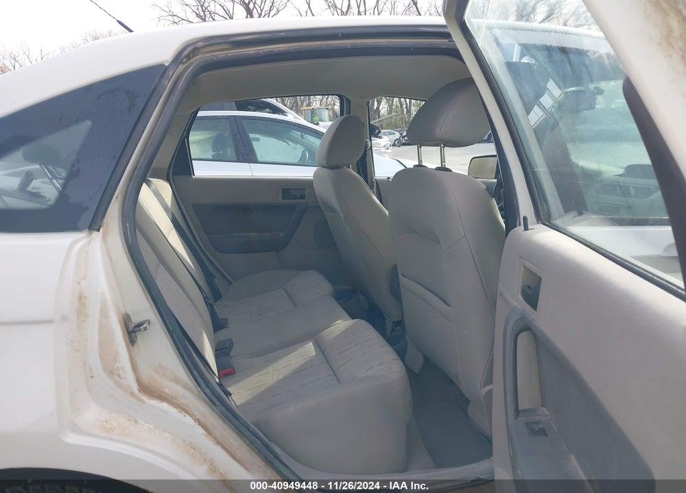 2009 FORD FOCUS SE VIN: 1FAHP35N59W181116