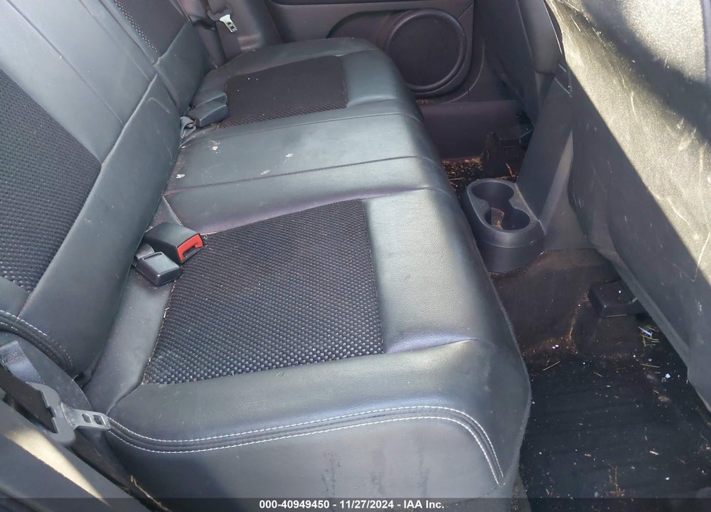 2014 JEEP COMPASS LATITUDE VIN: 1C4NJDEBXED500882