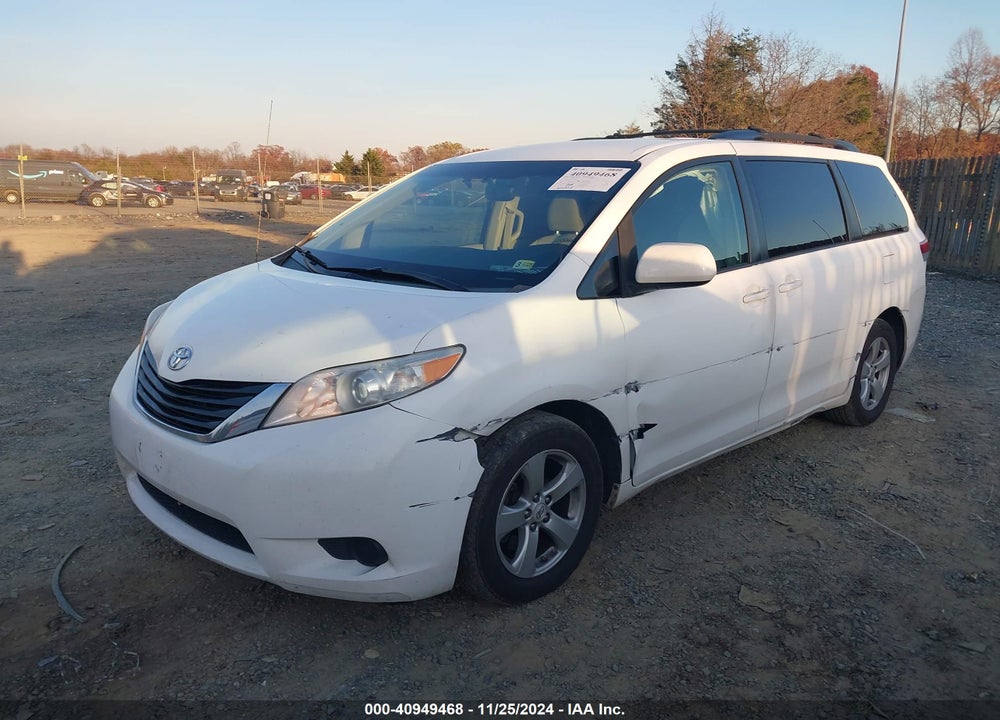 2011 TOYOTA SIENNA LE V6 VIN: 5TDKK3DC1BS047823