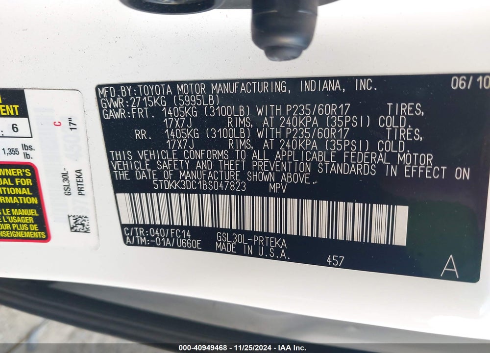 2011 TOYOTA SIENNA LE V6 VIN: 5TDKK3DC1BS047823