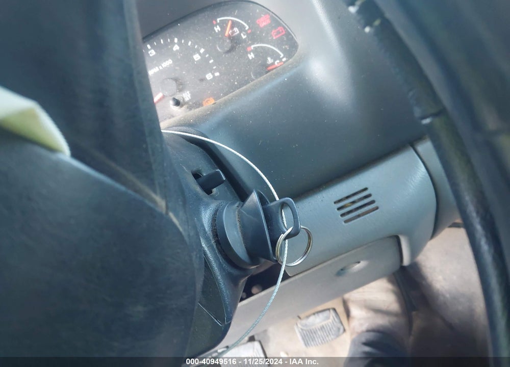 2004 FORD F-250 VIN: 1FTNX21L54EB85533