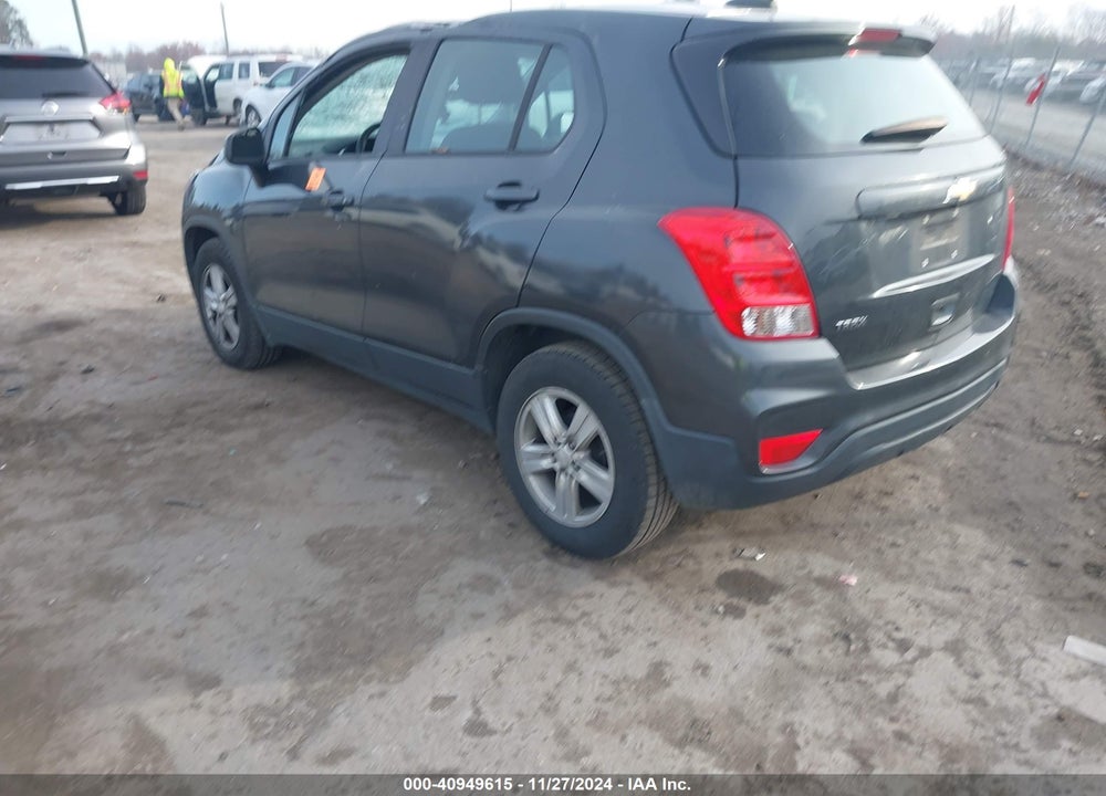 2019 CHEVROLET TRAX LS VIN: 3GNCJKSB7KL330252