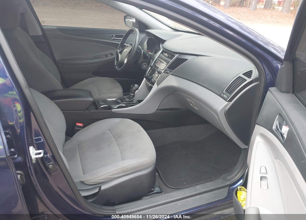 2013 HYUNDAI SONATA GLS VIN: 5NPEB4AC3DH598299