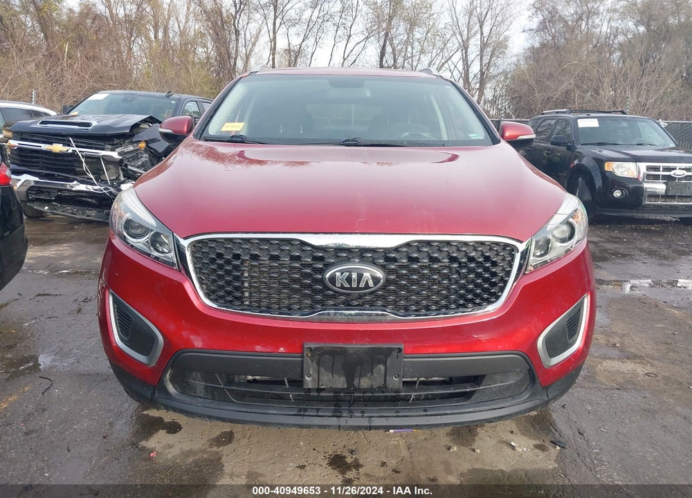 2018 KIA SORENTO 2.4L LX VIN: 5XYPG4A33JG388203