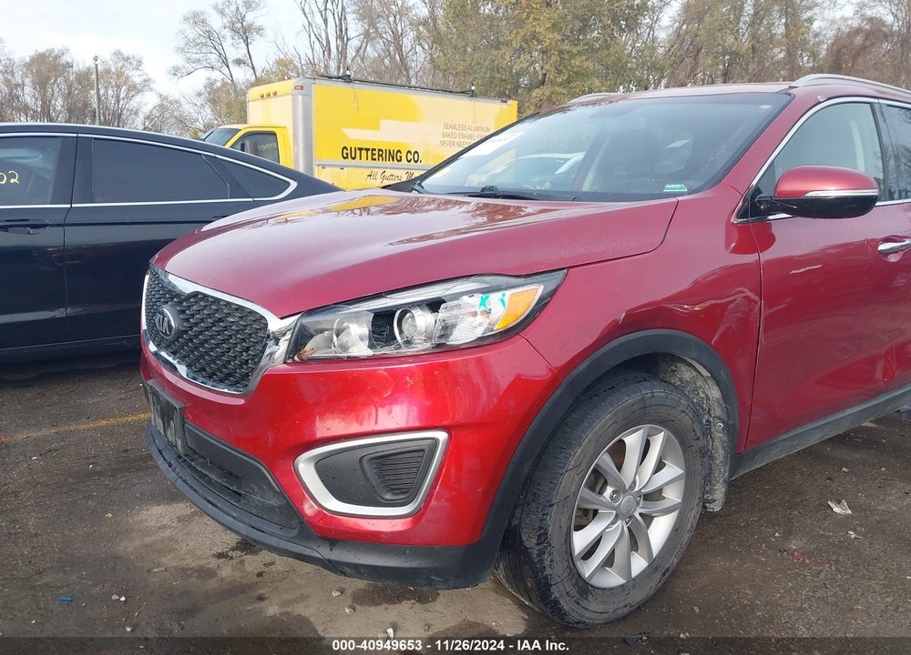 2018 KIA SORENTO 2.4L LX VIN: 5XYPG4A33JG388203