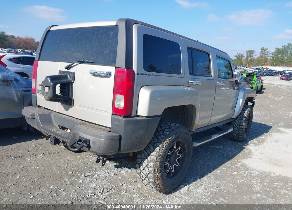 2006 HUMMER H3 SUV VIN: 5GTDN136968202105