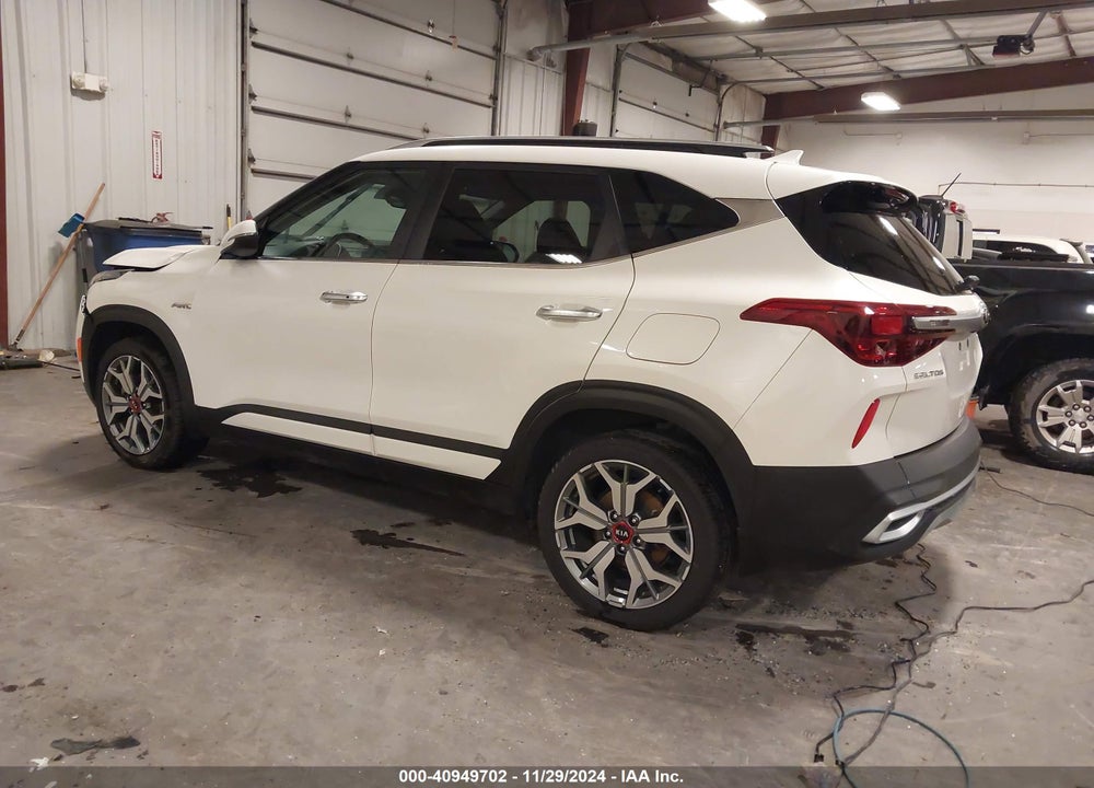 2021 KIA SELTOS SX TURBO VIN: KNDETCA22M7077092