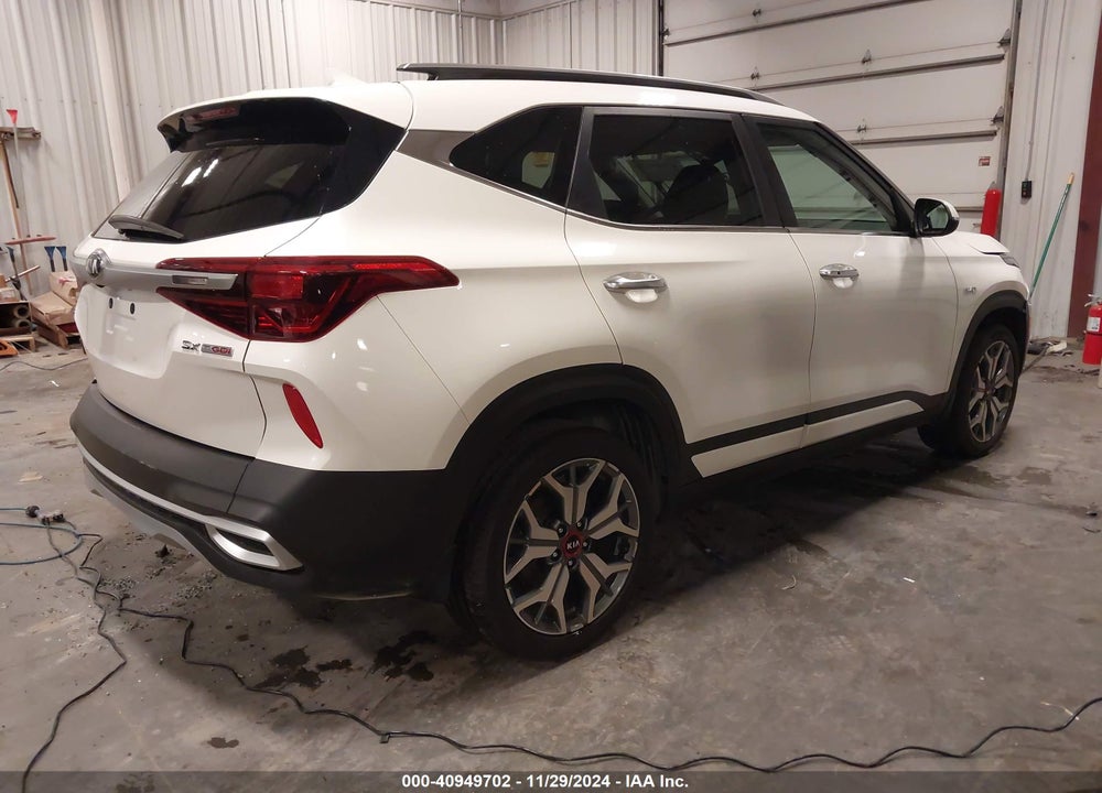 2021 KIA SELTOS SX TURBO VIN: KNDETCA22M7077092