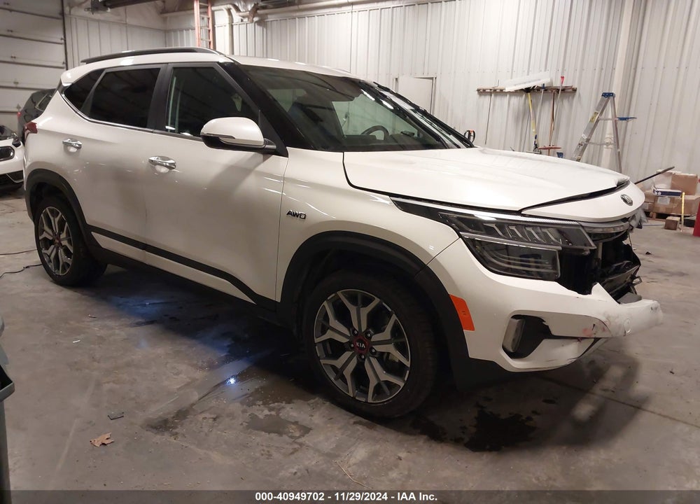 2021 KIA SELTOS SX TURBO VIN: KNDETCA22M7077092