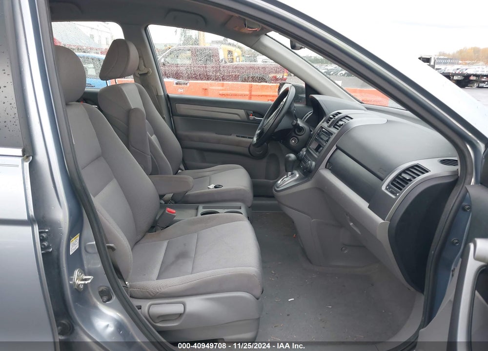 2008 HONDA CR-V LX VIN: JHLRE38348C025358