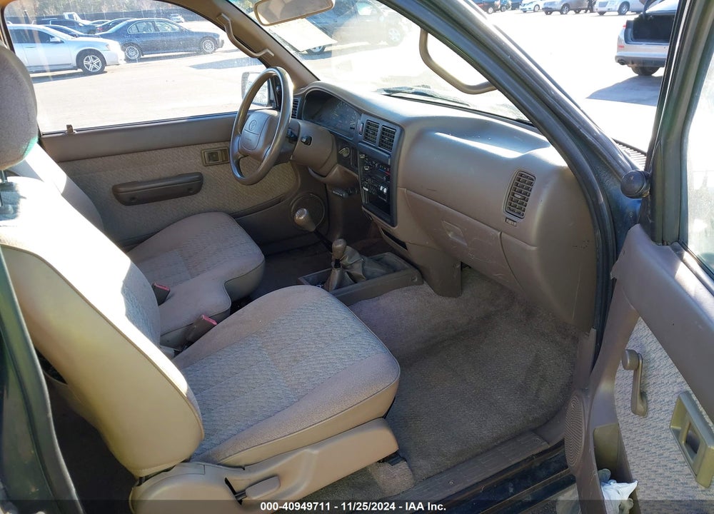 1995 TOYOTA TACOMA XTRACAB VIN: 4TAVN73F4SZ084690
