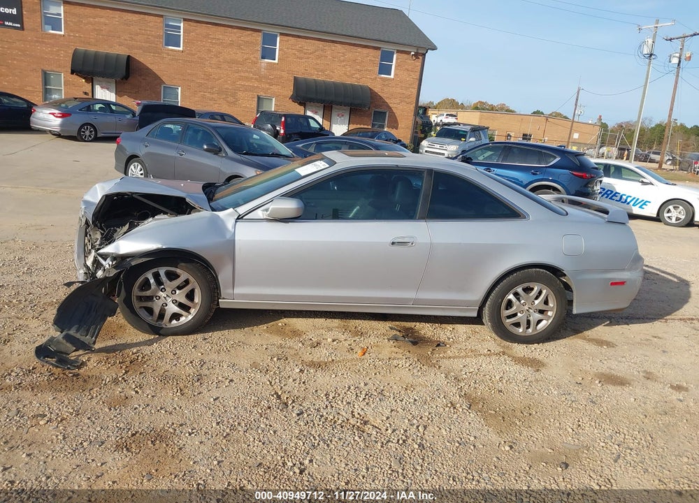 2001 HONDA ACCORD 3.0 EX VIN: 1HGCG22551A034882