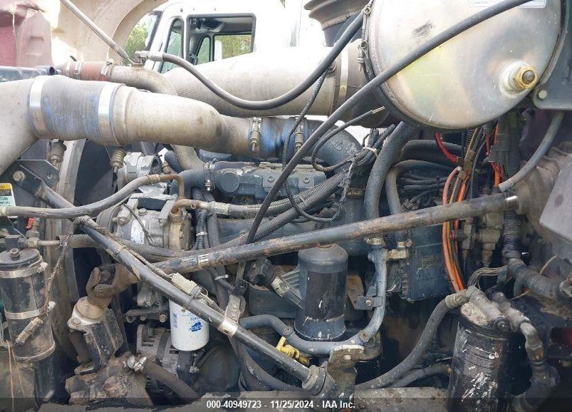 2007 MACK 700 CV700 VIN: 1M2AG11C67M056523