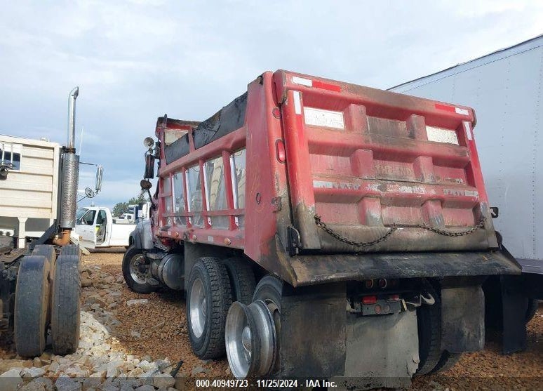 2007 MACK 700 CV700 VIN: 1M2AG11C67M056523