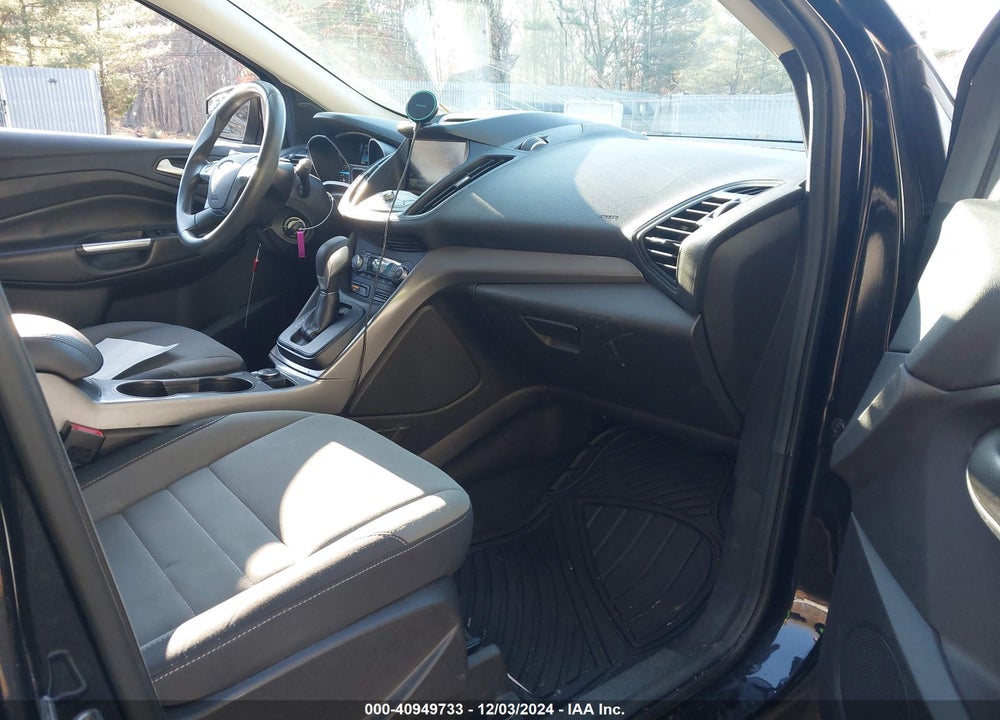2015 FORD ESCAPE SE VIN: 1FMCU9G93FUC66801