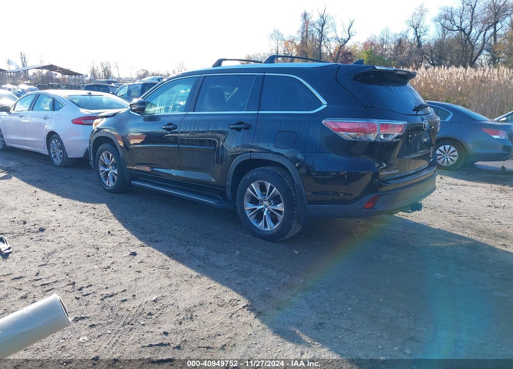 2014 TOYOTA HIGHLANDER XLE V6 VIN: 5TDJKRFH1ES060518