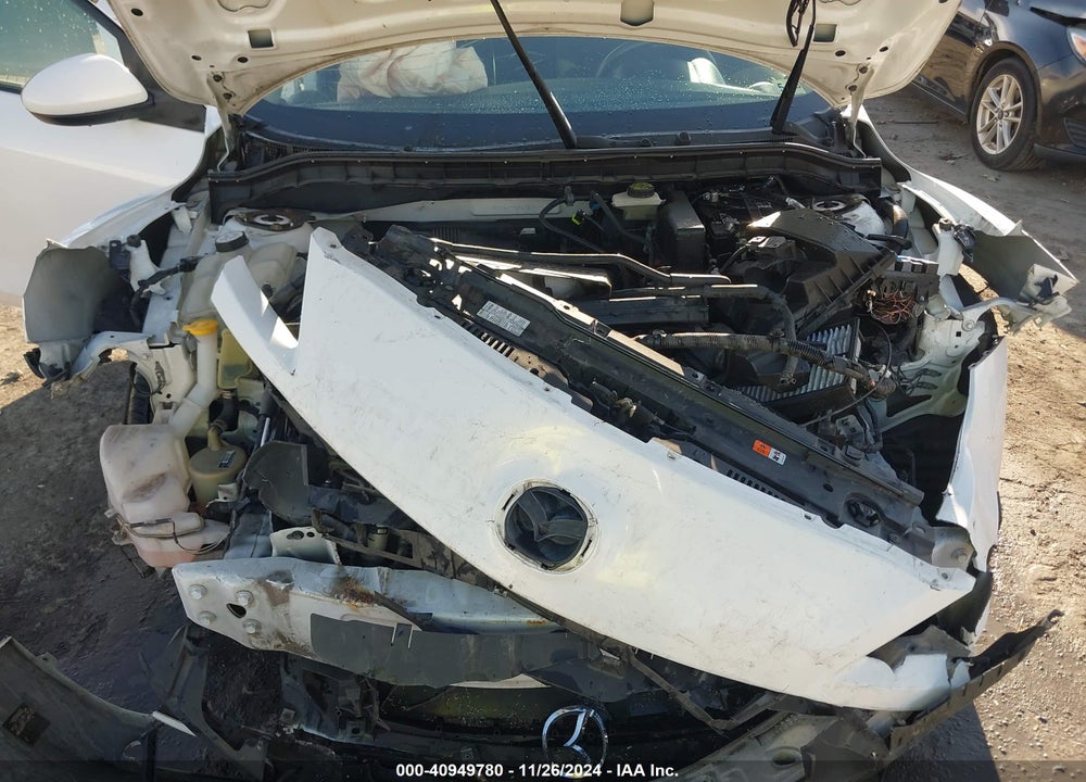 2010 MAZDA 3 I TOURING VIN: JM1BL1SG8A1143208