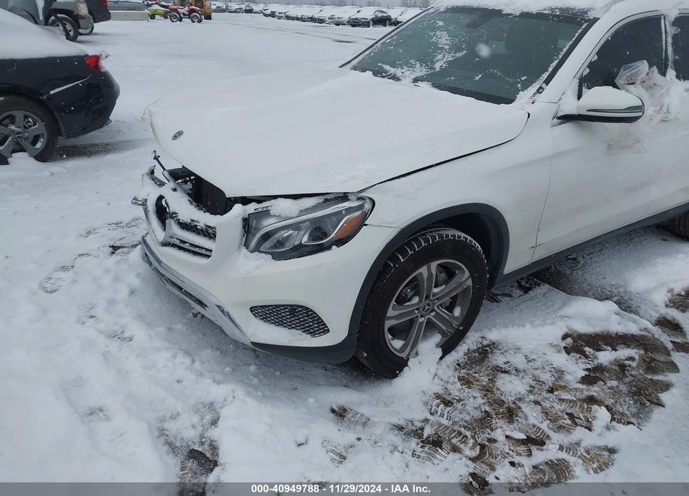 2018 MERCEDES-BENZ GLC 300 4MATIC VIN: WDC0G4KB7JV092479