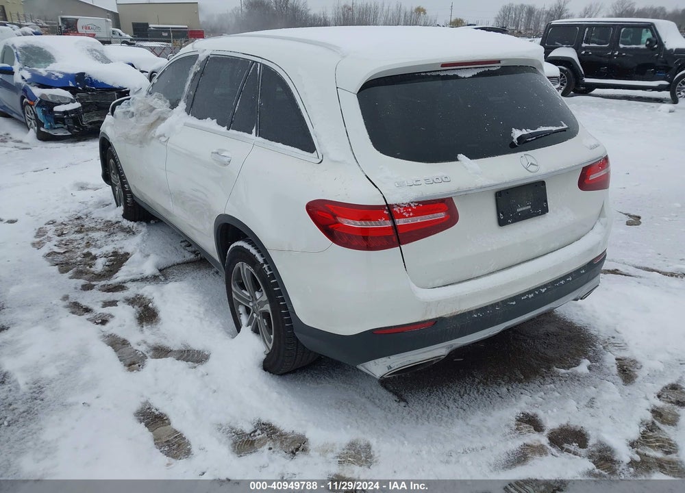 2018 MERCEDES-BENZ GLC 300 4MATIC VIN: WDC0G4KB7JV092479