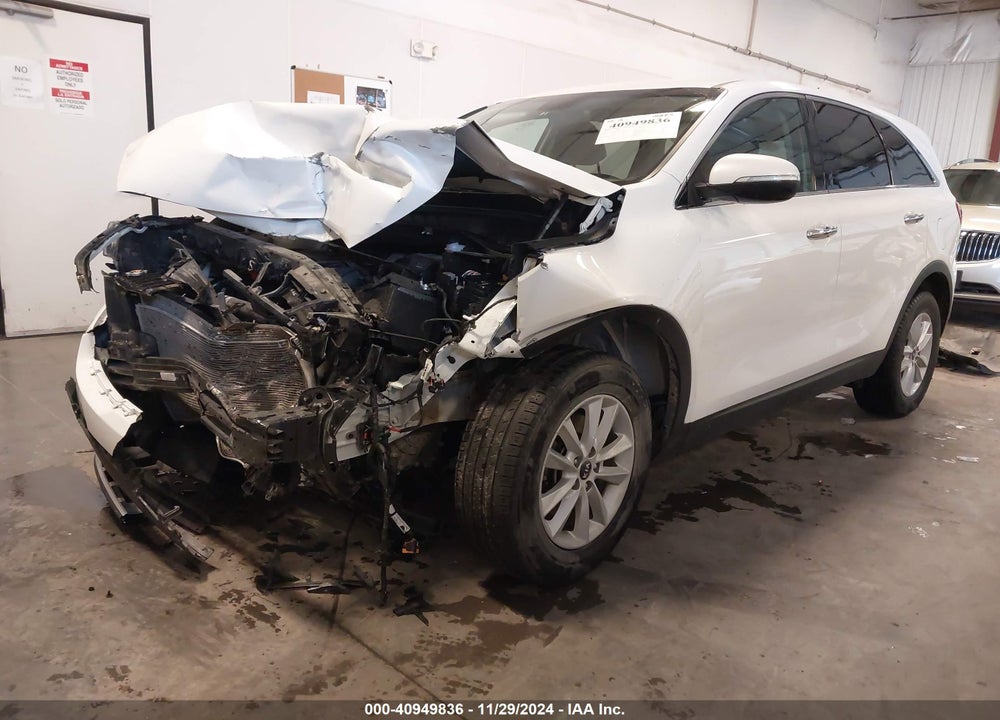 2019 KIA SORENTO 2.4L L VIN: 5XYPG4A38KG611322