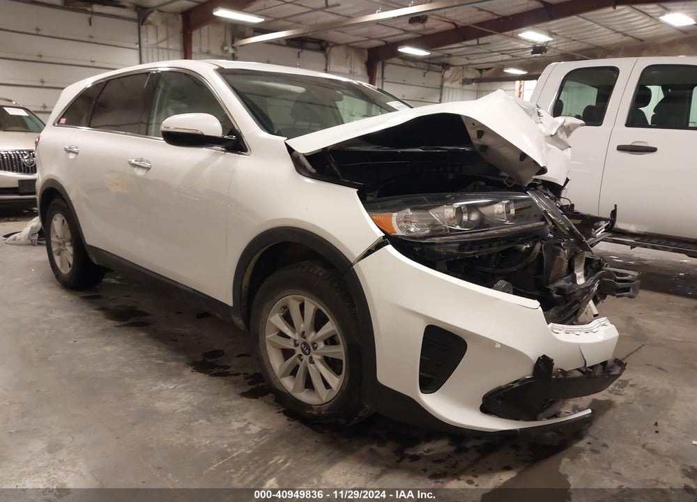 2019 KIA SORENTO 2.4L L VIN: 5XYPG4A38KG611322
