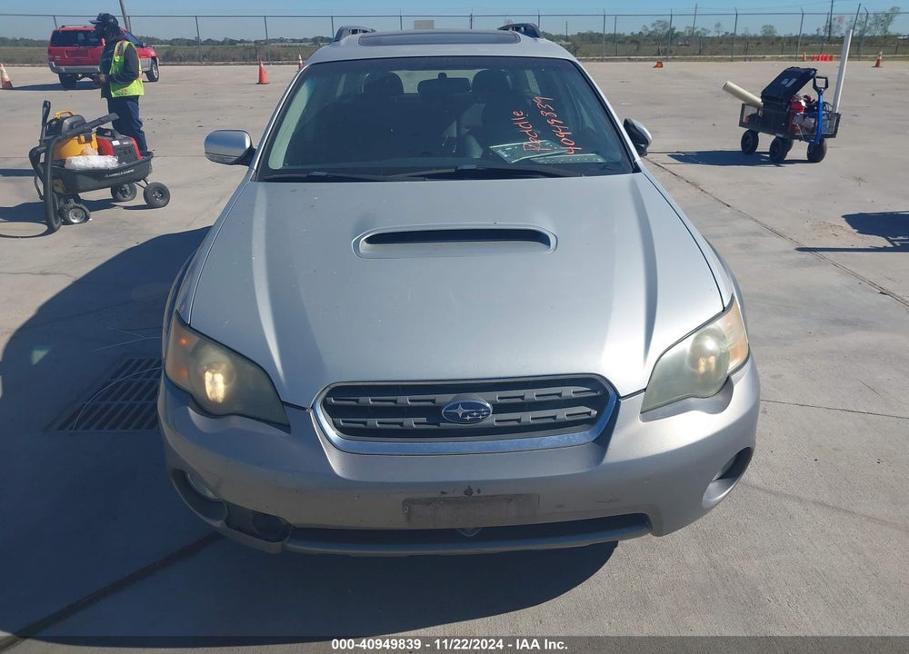 2005 SUBARU OUTBACK 2.5XT LIMITED VIN: 4S4BP67C854318225