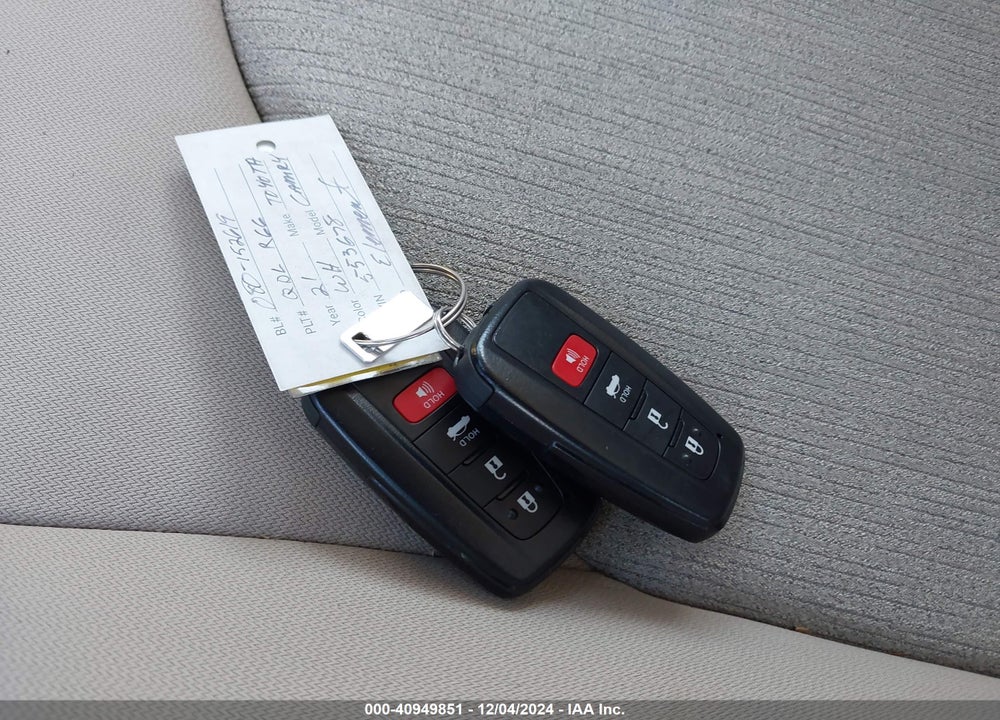 2021 TOYOTA CAMRY VIN: 4T1C31AK1MU553678