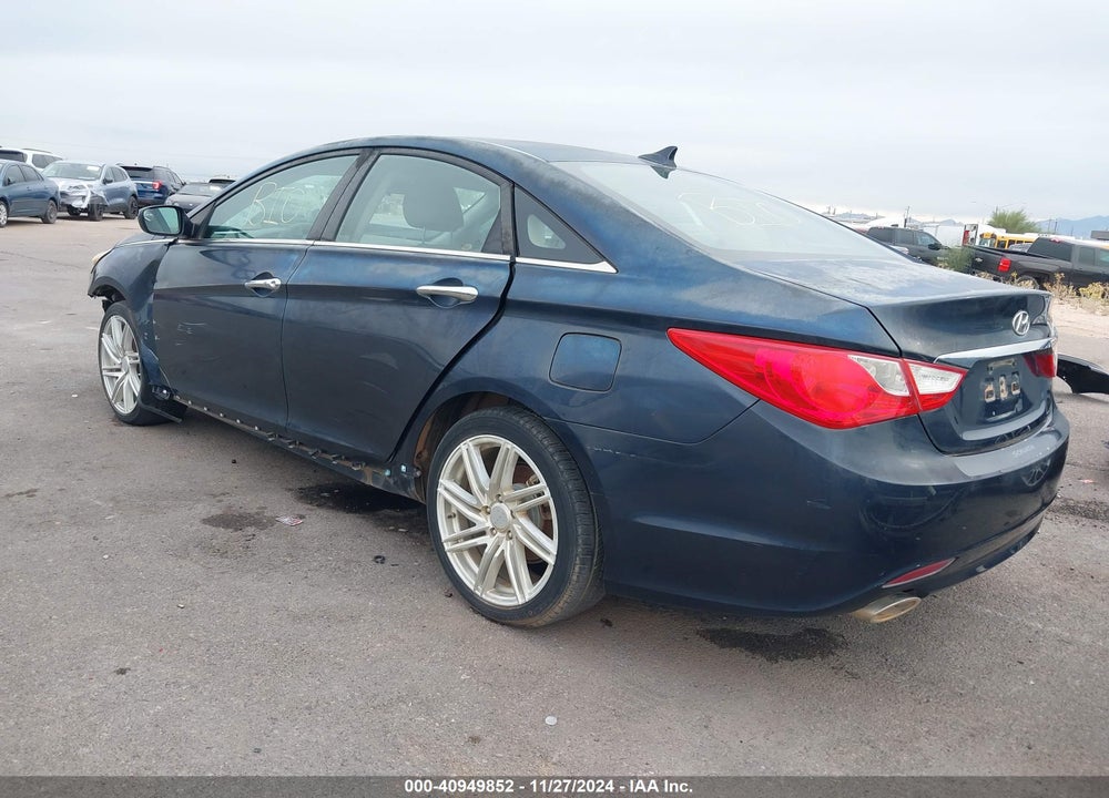 2011 HYUNDAI SONATA SE VIN: 5NPEC4AC3BH263103
