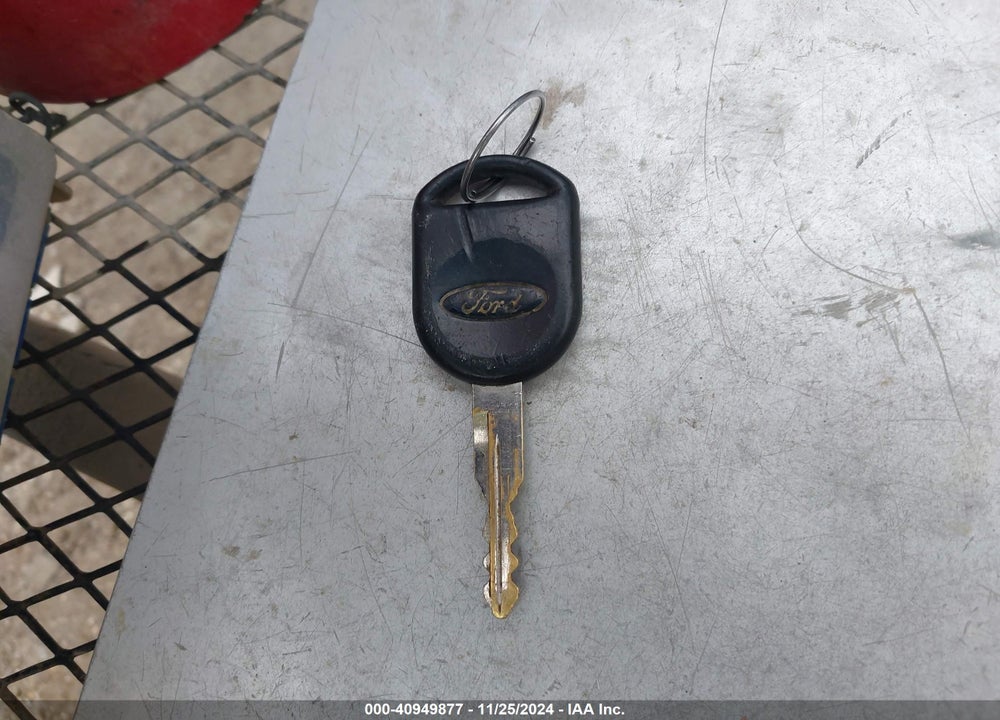 2008 FORD FOCUS SE/SES VIN: 1FAHP35N38W225788