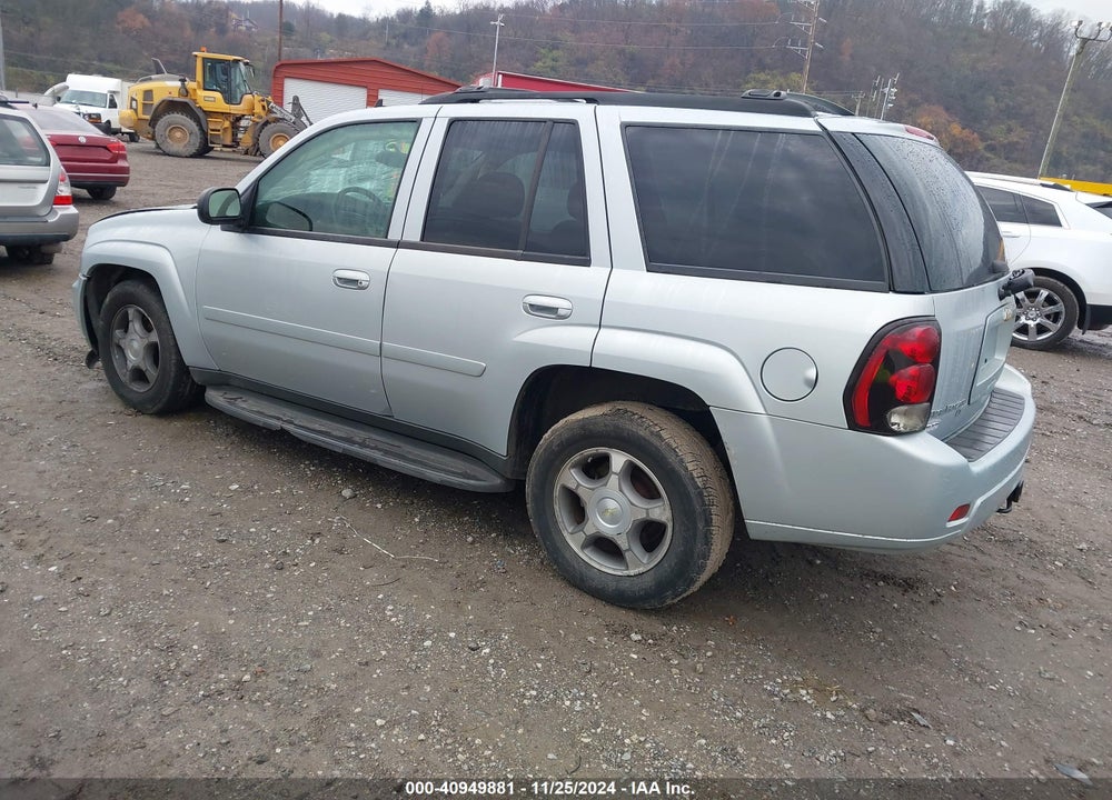 2008 CHEVROLET TRAILBLAZER LT VIN: 1GNDT13S182120425