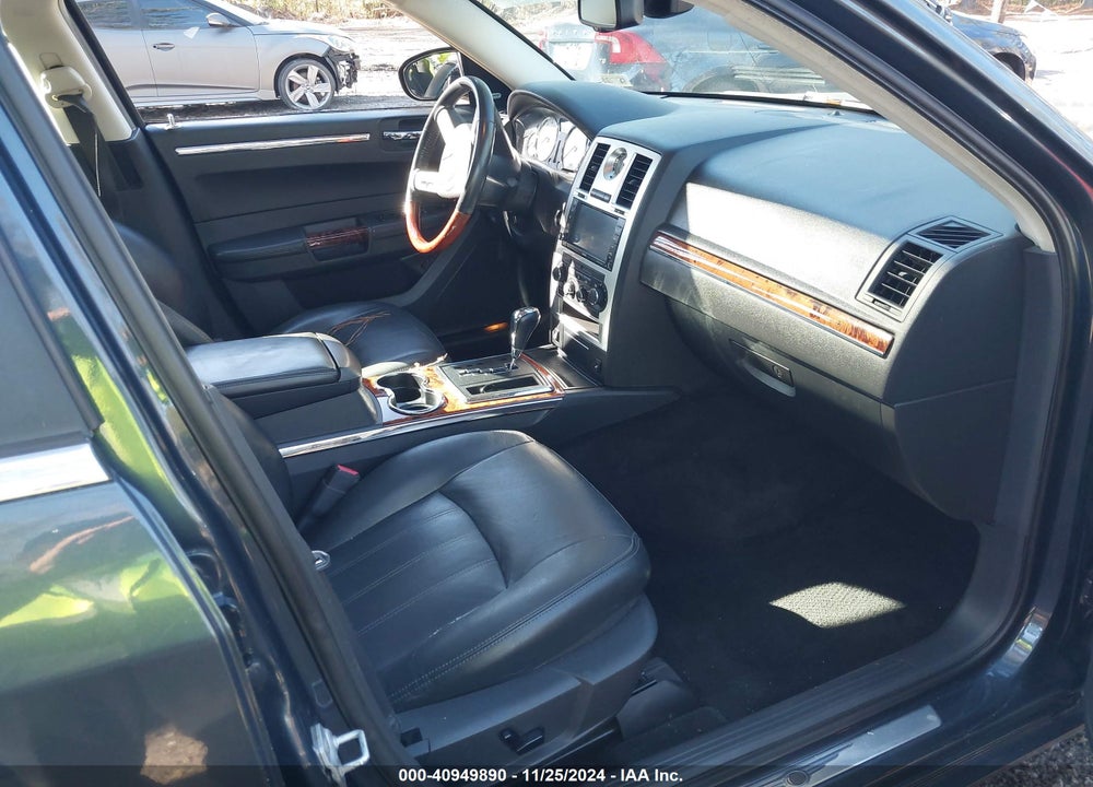 2008 CHRYSLER 300C VIN: 2C3LK63H98H187648