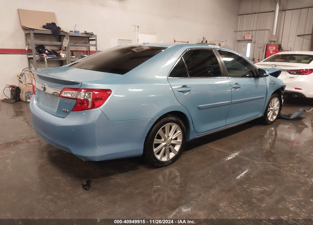 2013 TOYOTA CAMRY HYBRID XLE VIN: 4T1BD1FK4DU070025
