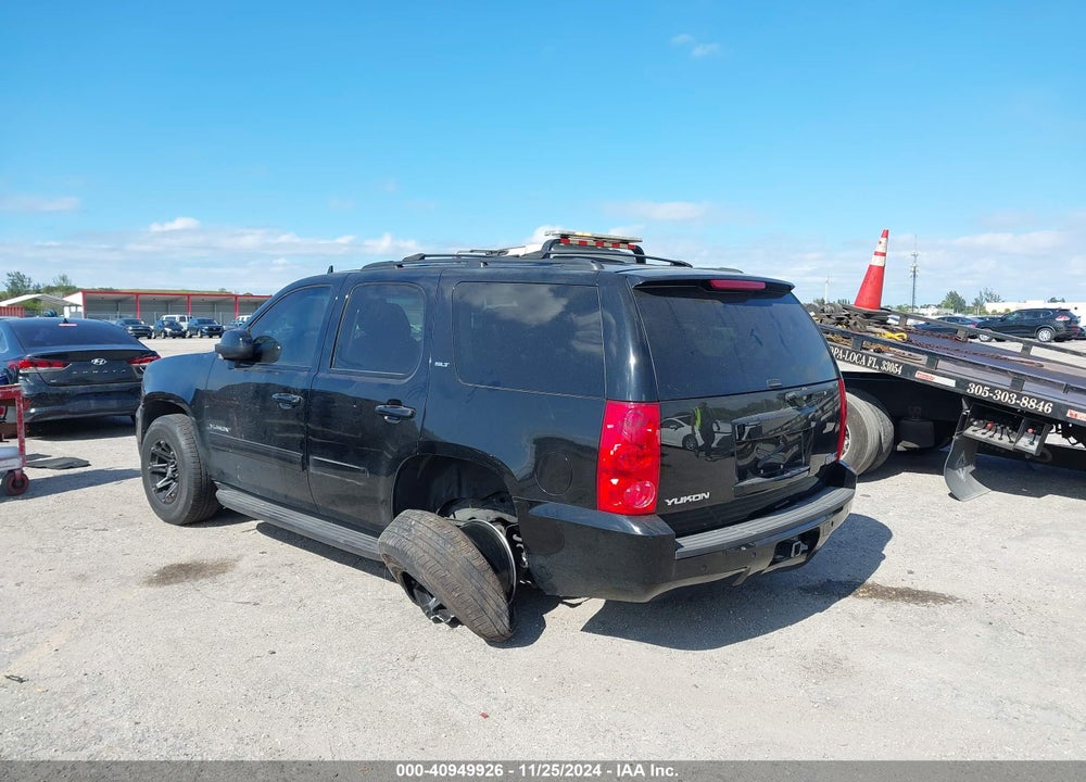 2014 GMC YUKON SLT VIN: 1GKS1CE02ER202068