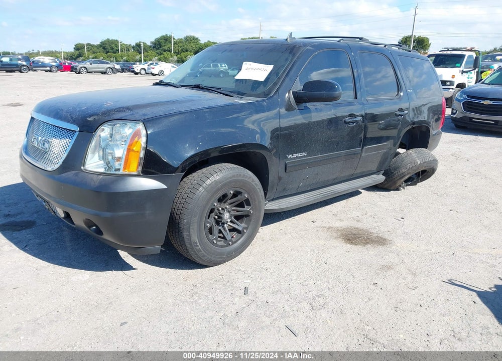 2014 GMC YUKON SLT VIN: 1GKS1CE02ER202068