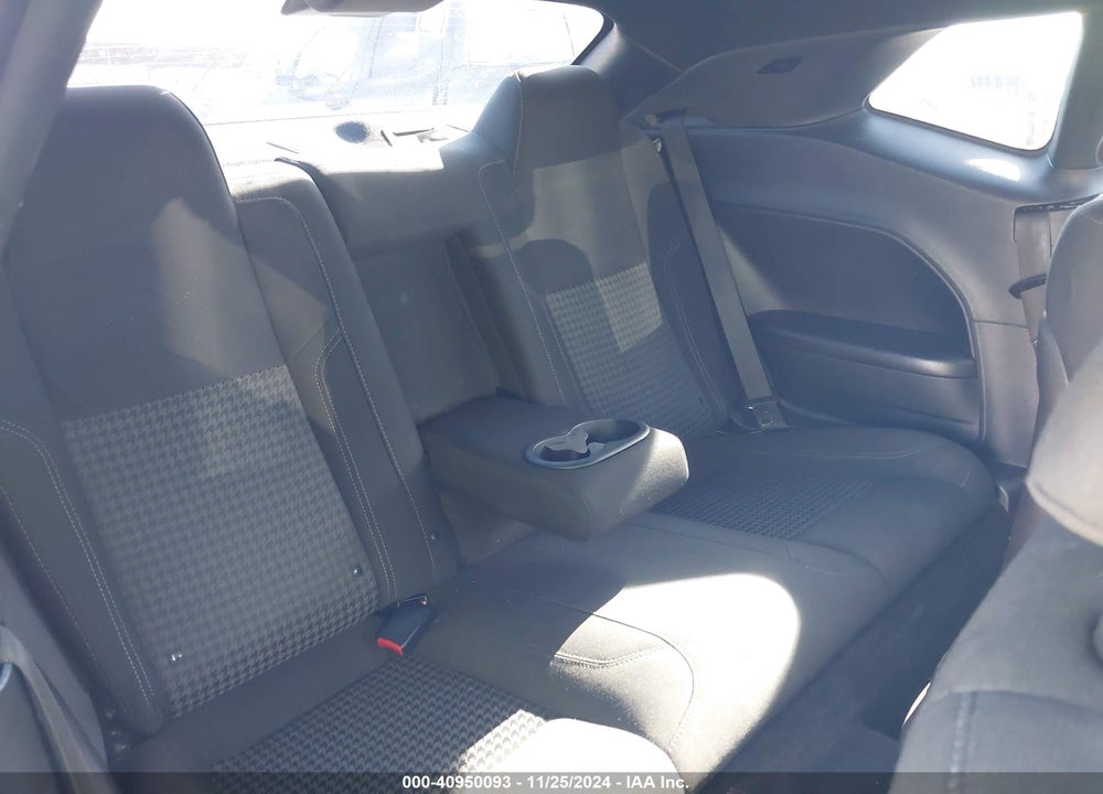 2018 DODGE CHALLENGER VIN: 2C3CDZAG3JH138828